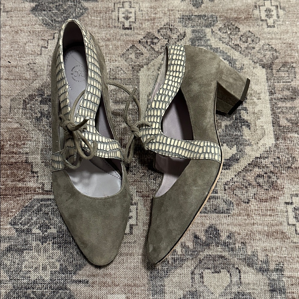JOHNSTON&MURPHY Brylee Ghillie Gray Suede Pumps sz 9